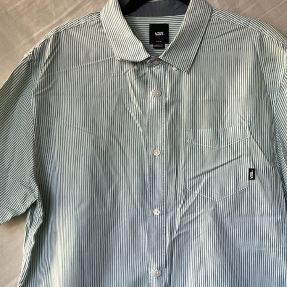 Vans Mens Blue and Green Short Sleeve Shirt Size L
